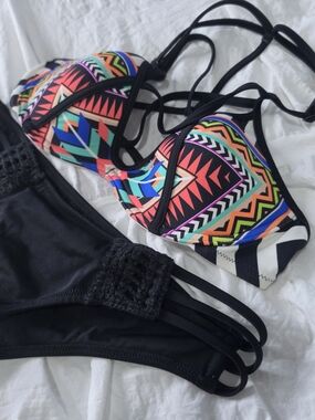 Victoria's Secret XS Women’s Bikini Set with Multicolor Aztec Print/ Black NWOT